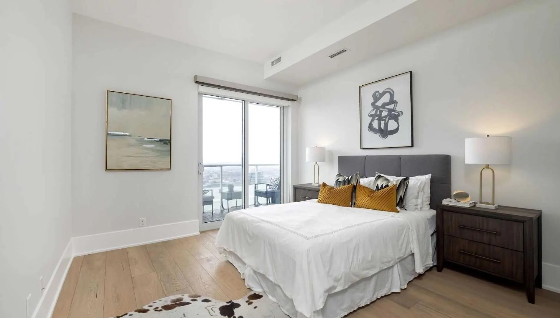Skyline Royale Penthouse - Downtown Toronto - Cn Tower View, Balcony, Pool, Hot Tub Apartment